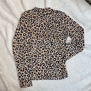Leopard Print Turtle Neck Long Sleeve Gaze Size Small